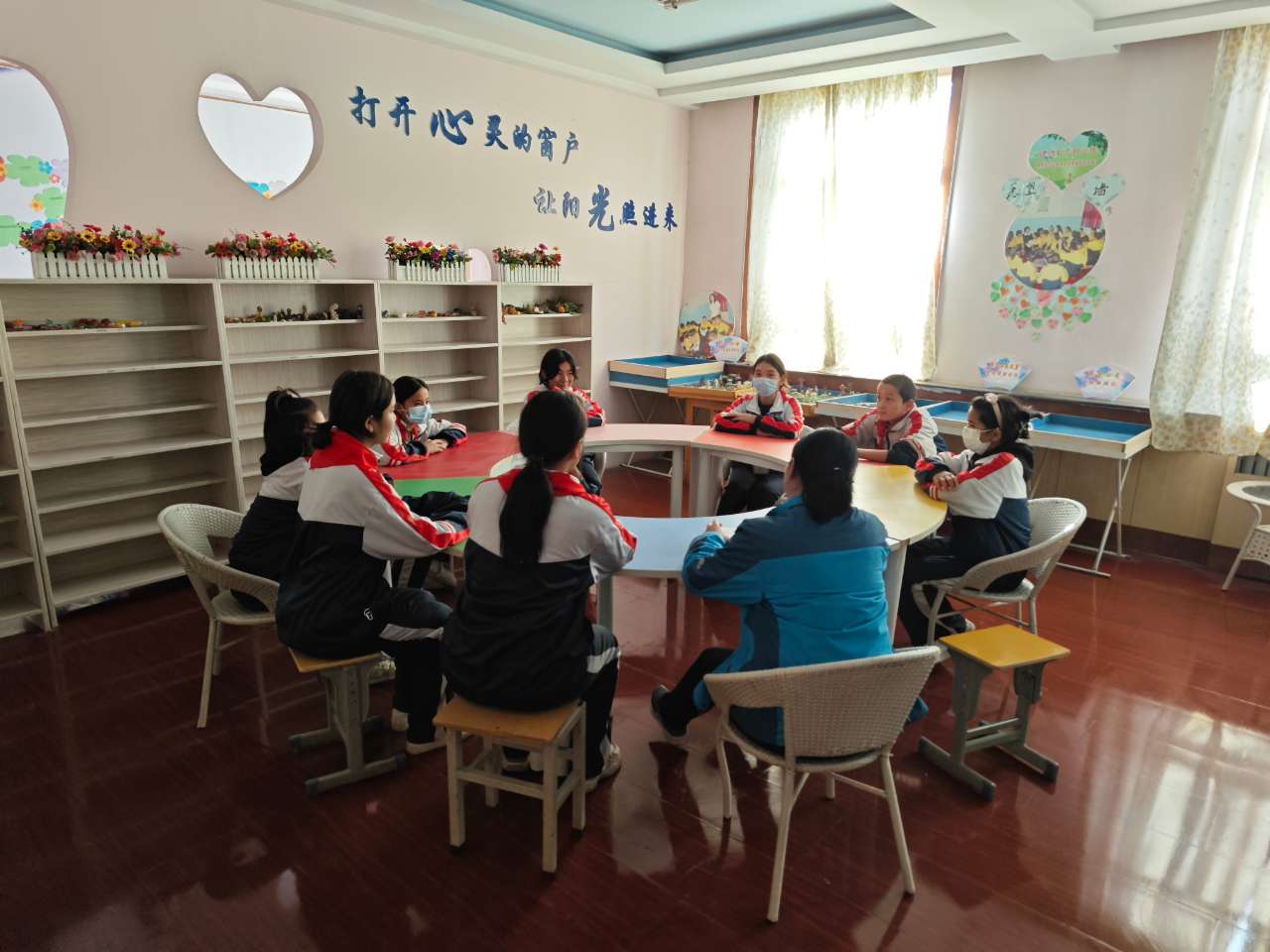 库车市乌恰镇中学持续推进学生社团活动 (4).jpg