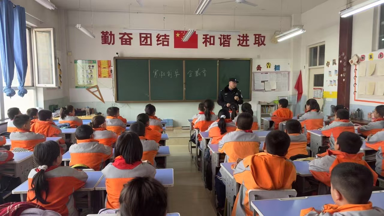 进学校 (1).jpg